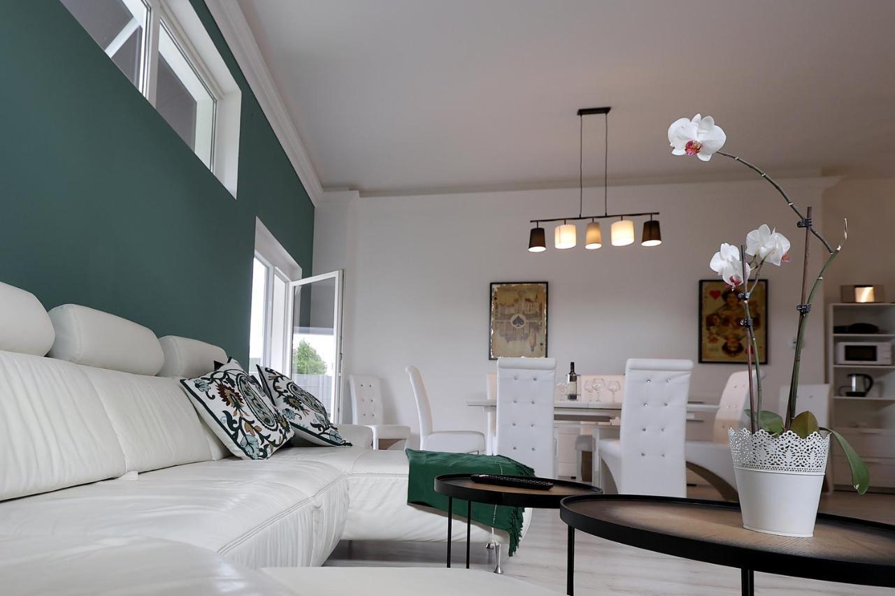 Exklusive Fw Mit 3 Sz Und Grosser Terrasse Gratkorn Zewnętrze zdjęcie